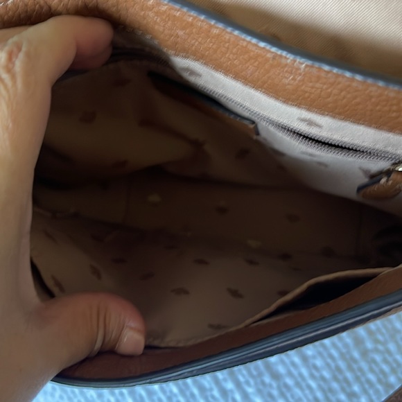 Beautiful gingerbread colored cross body/shoulder Kate spade new without tags - Picture 16 of 16